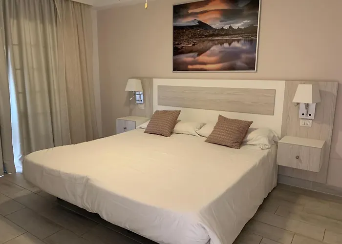 Club Olympus In Garden *