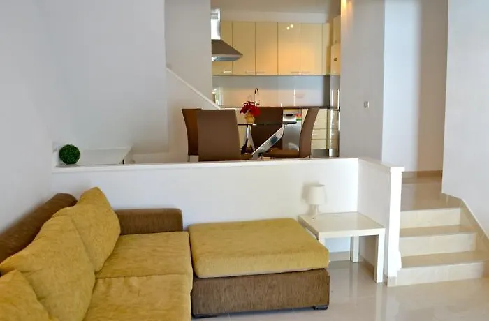 Club Olympus In Garden Apartament Playa de las Americas (Tenerife)