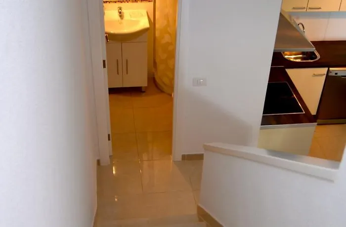 Club Olympus In Garden Apartament