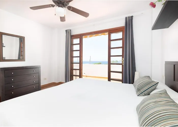 Club Olympus In Garden Playa de las Americas (Tenerife)