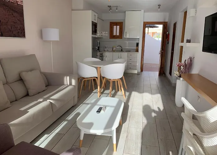 Club Olympus In Garden Apartament