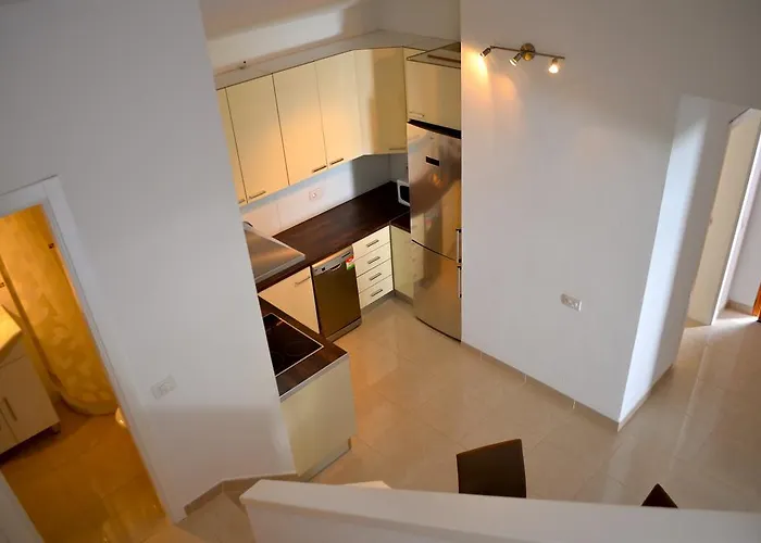 Club Olympus In Garden Apartament *